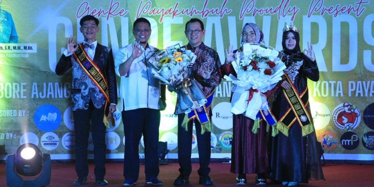 Walikota dan Ketua TP-PKK Dikukuhkan Sebagai Ayah dan Bunda GenRe Kota Payakumbuh 2025