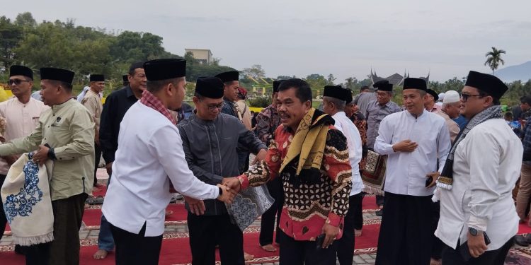 Ikhtiar Hadapi Musim Kemarau Panjang, Pemkab Limapuluh Kota Gelar Shalat Istisqa