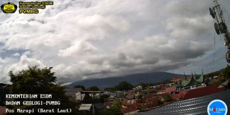 Gunung Marapi Kembali Erupsi, Warga Diimbau Tidak Mendekat Radius 3 Km dari Kawah