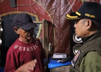 Satpol PP Padang Razia Karaoke dan Kafe, Sita Minol dan Amankan Satu Wanita Tanpa Identitas