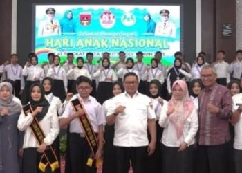 Peringati Hari Anak Nasional, Wali Kota Kukuhkan Duta Anak Bukittinggi 2025