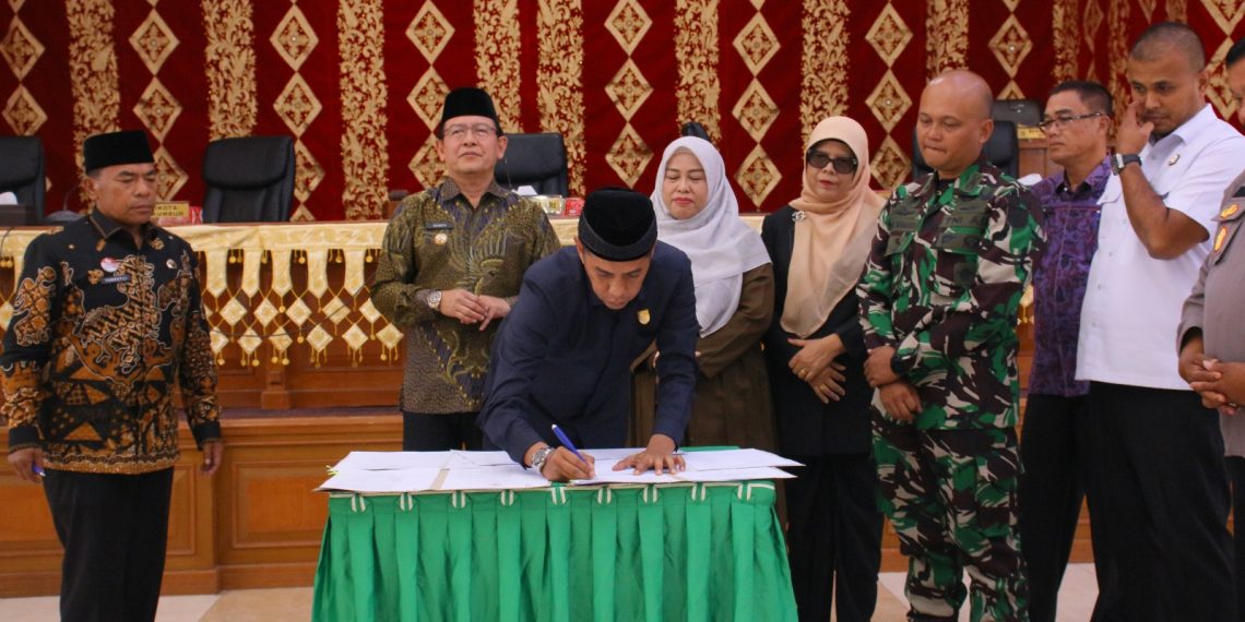 DPRD Kota Payakumbuh Sahkan Dua Perda Sekaligus
