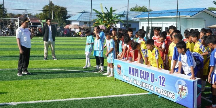 Festival KNPI Cup U-12 Resmi Dimulai, 24 SSB Bersaing Rebut Piala Wali Kota Padang
