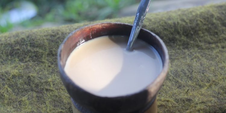 Mengenal Kawa Daun, Minuman Tradisional Minang yang Tak Lekang oleh Waktu