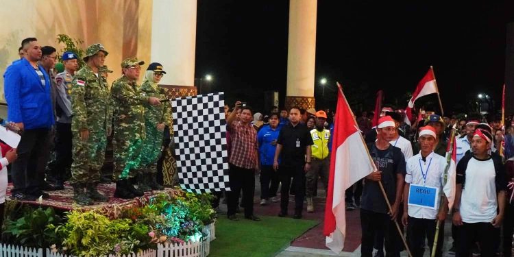 Ratusan Anak Muda di Padang Ikuti Napak Tilas Perjuangan Bagindo Aziz Chan