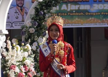 Khesy Jenetha Harumkan Padang Lewat Putri Pelajar Indonesia 2025