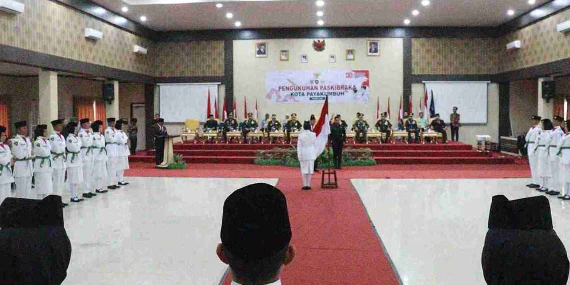 Wawako Payakumbuh Kukuhkan Paskibraka 2025