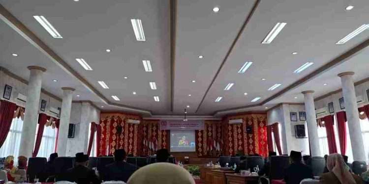 Wawako Payakumbuh Hadiri Agenda Mendengarkan Pidato Presiden RI