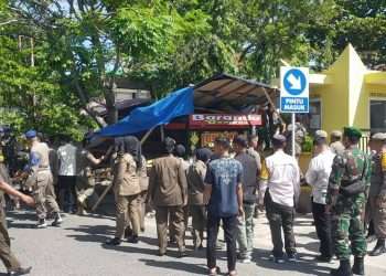 Satpol PP Padang Tertibkan PKL di Jalan Belibis, Jaga Fasilitas Umum Tetap Nyaman