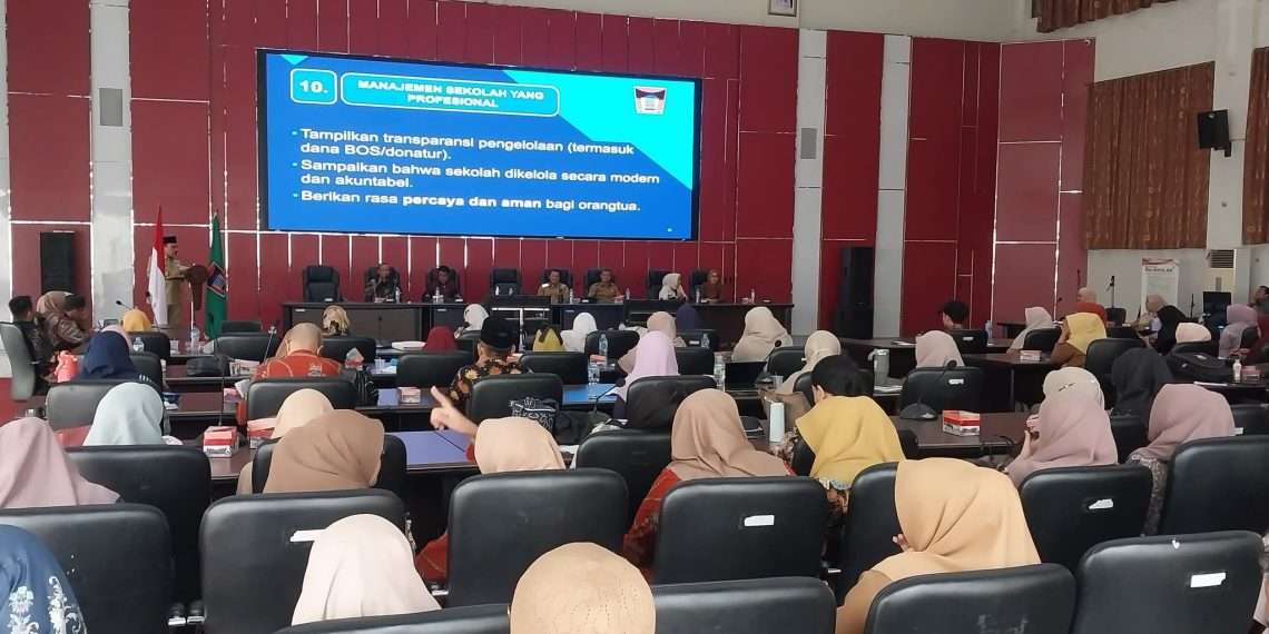 Rakor SMP Swasta 2025: Pemko Padang Dorong Sekolah Jadi Menyenangkan dan Inovatif