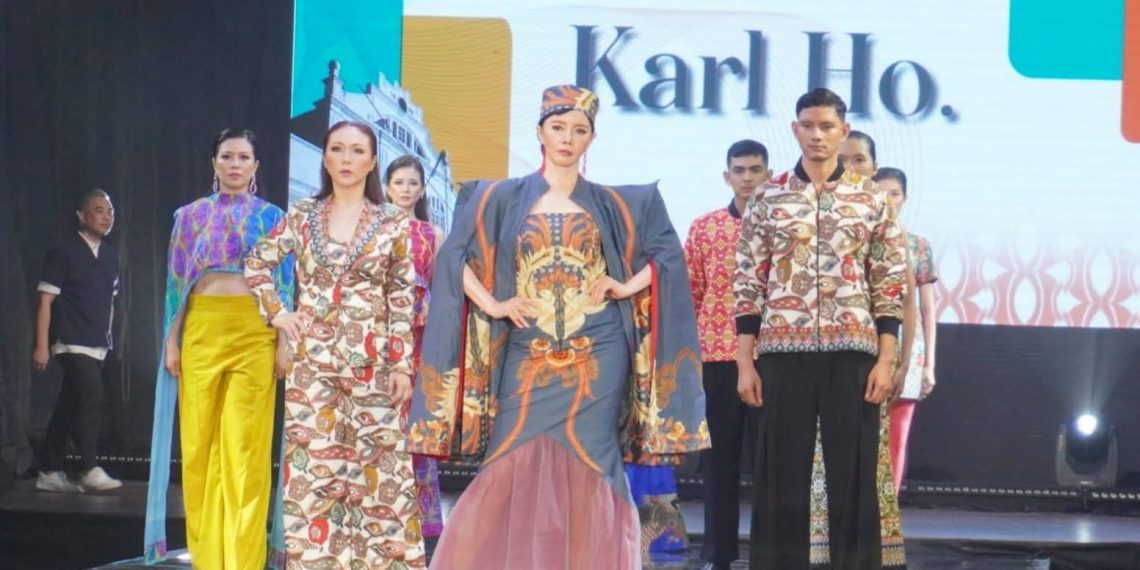 Karl Ho Kok Loong: Padang Serasa Di Rumah Sendiri