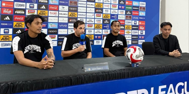 Rekor Imbang di Bandung, Semen Padang Bidik Poin dari Persib
