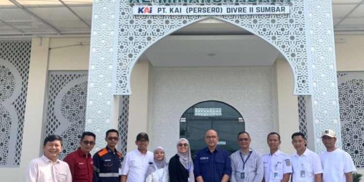 Tim Penilaian Indonesia Muslim Travel Index 2025 Apresiasi Fasilitas Ramah Muslim di Stasiun Padang