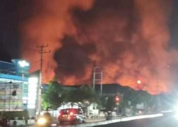 Pasar Payakumbuh Terbakar, Api Membumbung Tinggi