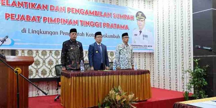 Walikota Payakumbuh Lantik 14 Pejabat Jabatan Pimpinan Tinggi Pratama