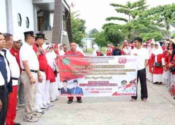 Wawako Payakumbuh Lepas Ribuan Peserta Jalan Sehat yang Digelar Kemenag – FKUB