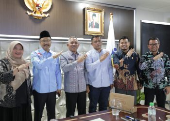 Temui Mensos, Bupati Safni Bahas Rencana Pembangunan Sekolah Rakyat di Limapuluh Kota