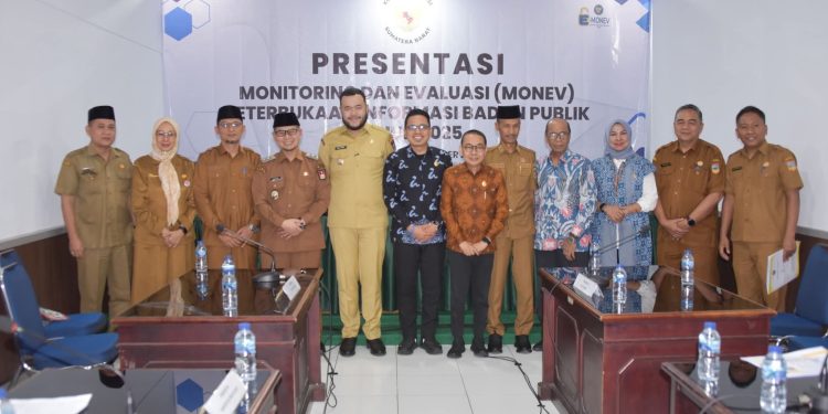 Fadly Amran, Wali Kota Satu-Satunya Presentasi Badan Publik di KI Sumbar