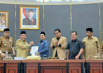 Wakil Wali Kota Padang Sampaikan Nota Pengantar Ranperda APBD Tahun 2026