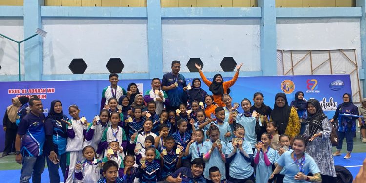 Kontingen Senam Payakumbuh Juara Umum Kejurprov Gymnastics Sumatera Barat 2025