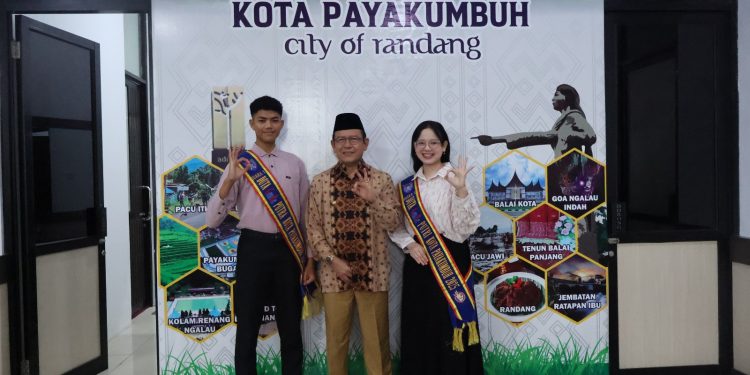 Wako Zulmaeta Lepas Finalis Duta GenRe Payakumbuh ke Tingkat Provinsi