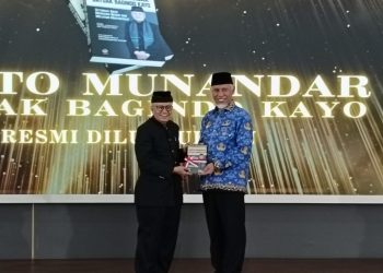 Gubernur Mahyeldi: Aristo Munandar Sosok Inspiratif yang Layak Diteladani