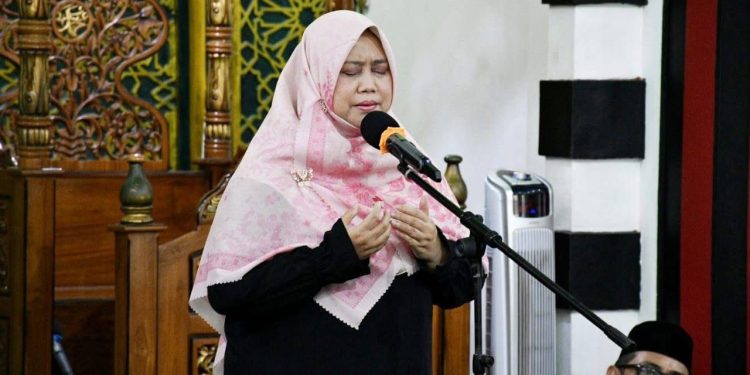 Ketua GOW Padang Doakan Korban Kebakaran di Jumat Berkah