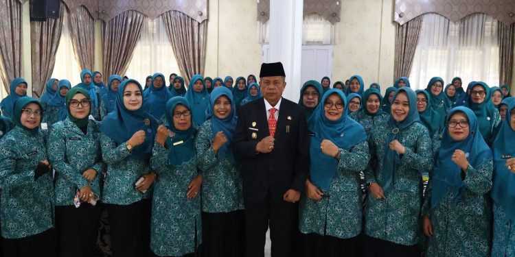 Elzadaswarman Minta Sekretaris PKK Maksimalkan Peran Sebagai Pusat Data Pemberdayaan Keluarga