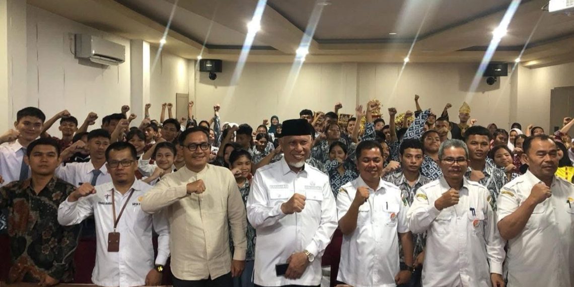Gubernur Mahyeldi: Program ADEM, Langkah Nyata Pemerataan Pendidikan Daerah Bagi Anak di Daerah 3 T