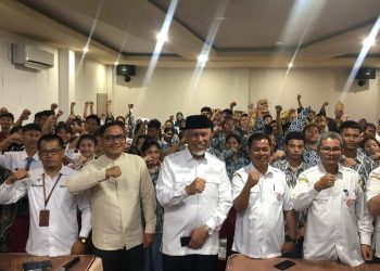 Gubernur Mahyeldi: Program ADEM, Langkah Nyata Pemerataan Pendidikan Daerah Bagi Anak di Daerah 3 T