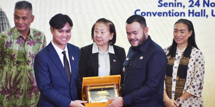 AYCM 2025 Ditabuh, Wako Fadly Amran: Pemuda Punya Kekuatan Digital Terbesar di Dunia
