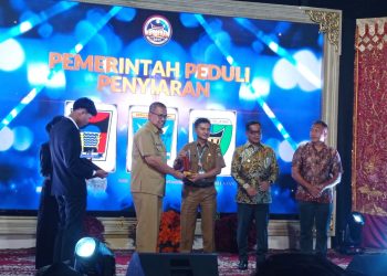 Kota Padang Raih Penghargaan Sebagai Daerah Peduli Penyiaran dari KPID Sumbar