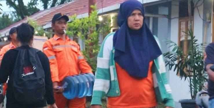 Warga Terdampak Bencana di Padang Sudah Tempati Huntara