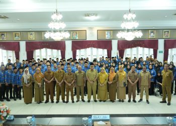 117 PPPK Paruh Waktu Pemprov Sumbar Terima SK, Sekdaprov Ingatkan Disiplin dan Etos Kerja