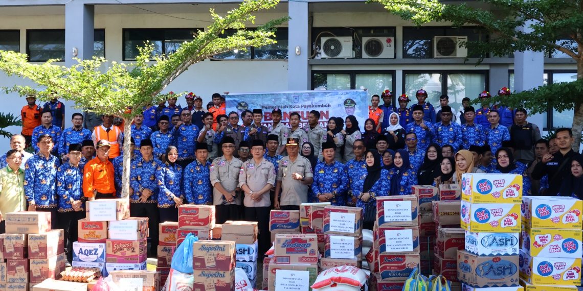 Wali Kota Payakumbuh Lepas 100 Personel dan Logistik Bantu Penanganan Bencana di Sumbar