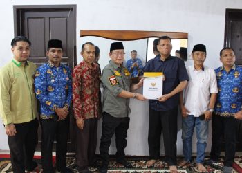 Ringankan Beban Keluarga Duka, Pemko dan Baznas Payakumbuh Serahkan Bantuan Korban Bencana Padang Panjang
