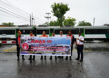 Awal Tahun 2026, KAI Divre II Sumbar Kembali Imbau Masyarakat Tingkatkan Keselamatan di Perlintasan Sebidang KA
