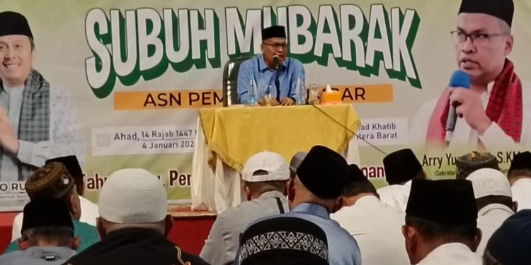 Subuh Mubarakah 2026, Sekda Sumbar Ajak ASN Perbaiki Niat dan Bangkitkan Semangat