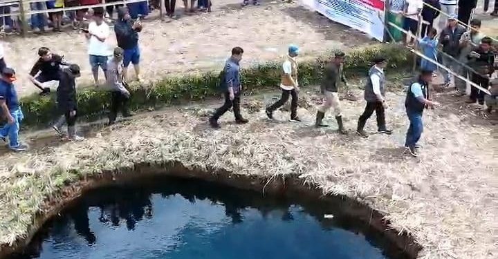 Pemprov Sumbar Pantau Sinkhole Situjuah Batua Air Mengandung Bakteri Tinggi Berbahaya Bagi Warga