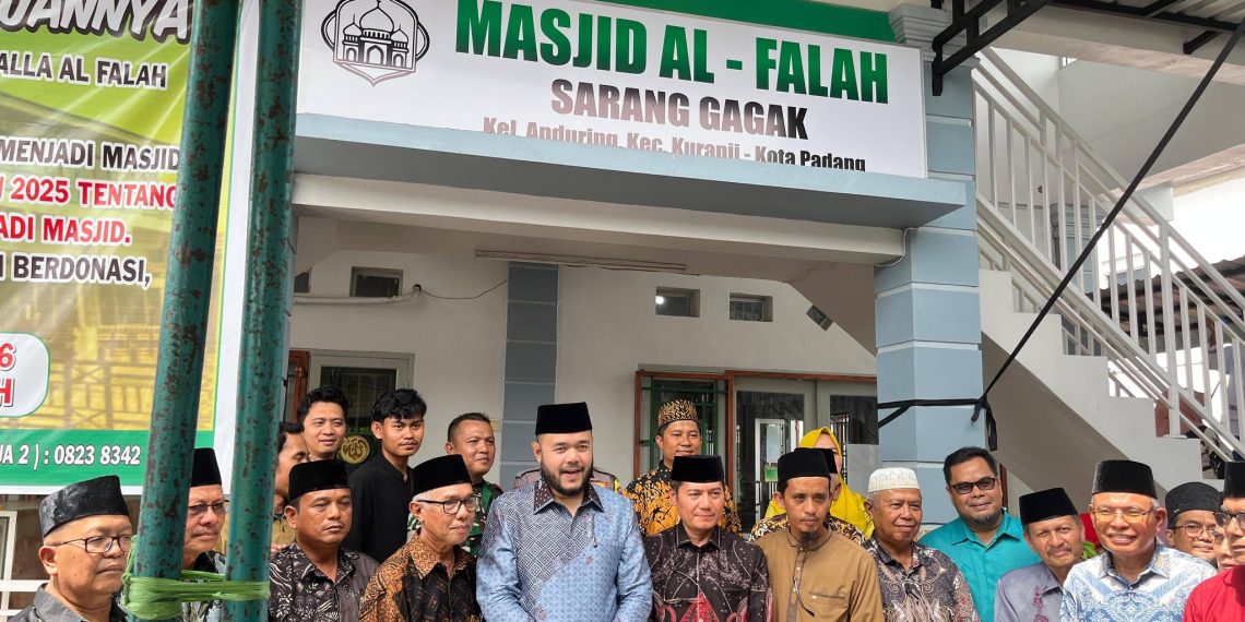 Resmikan Masjid Al Falah, Wako Fadly Amran Dorong Transformasi Digital Melalui Smart Surau