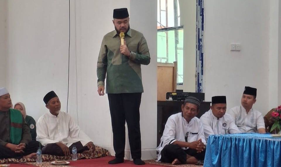 Peringatan Isra Mi’raj, Wako Fadly Amran dan Wawako Maigus Nasir Hadir di Ponpes Darul Ulum