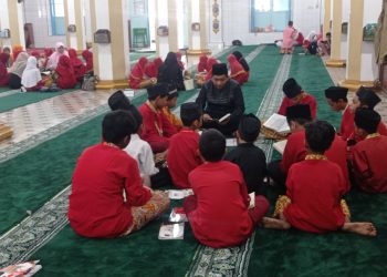 Melihat Pelaksanaan Pesantren Ramadan di Masjid Raya Ganting