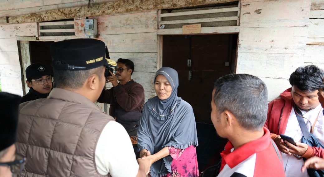 Wagub Sumbar Serahkan Bantuan Bedah Rumah untuk Warga Tigo Nagari Pasaman
