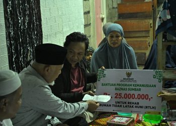 Ketukan Sahur Gubernur Sumbar Bawa Harapan bagi Keluarga Ises di Payakumbuh