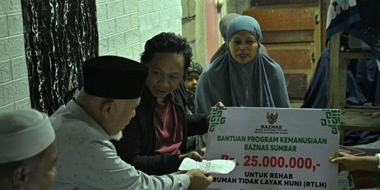 Ketukan Sahur Gubernur Sumbar Bawa Harapan bagi Keluarga Ises di Payakumbuh