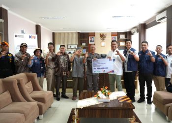 Berkah Ramadhan, KAI Divre II Sumbar Salurkan TJSL Rp250 Juta untuk Pembangunan Masjid Al Mursydin Pasaman