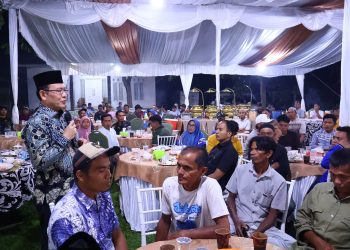 Wali Kota Payakumbuh Buka Puasa Bersama Sambil Serap Aspirasi Petugas Kebersihan