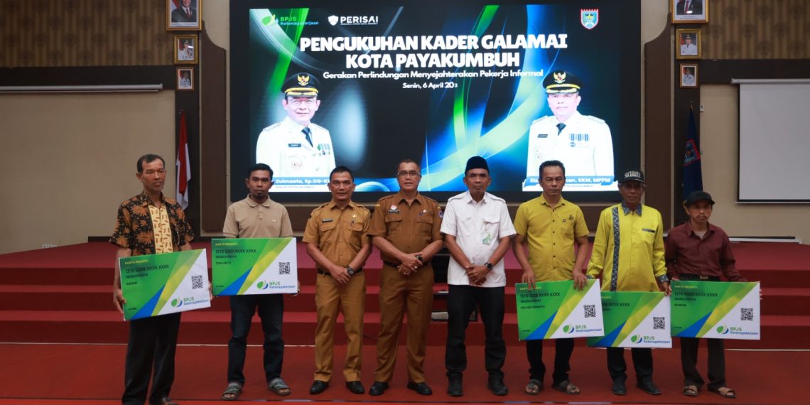 Pemko Payakumbuh Kukuhkan 83 Kader Galamai Guna Perkuat Perlindungan Pekerja Sektor Informal