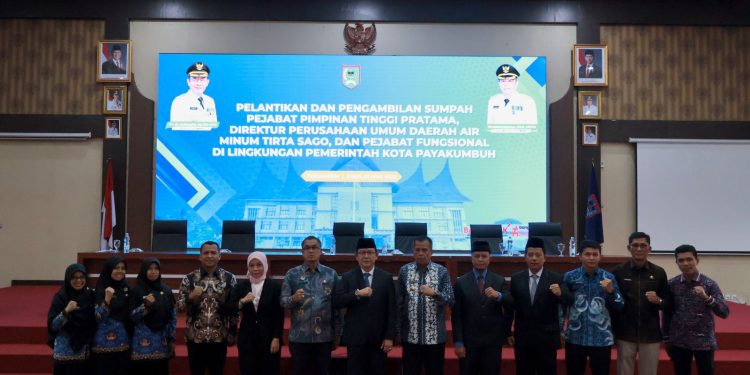 Wali Kota Zulmaeta Lantik Pejabat Pratama Hingga Direktur Perumda Tirta Sago
