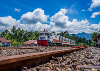 KA Lembah Anai Rute Padang-Kayutanam Laris Manis Terjual Seratus Persen Lebih Selama Libur Paskah